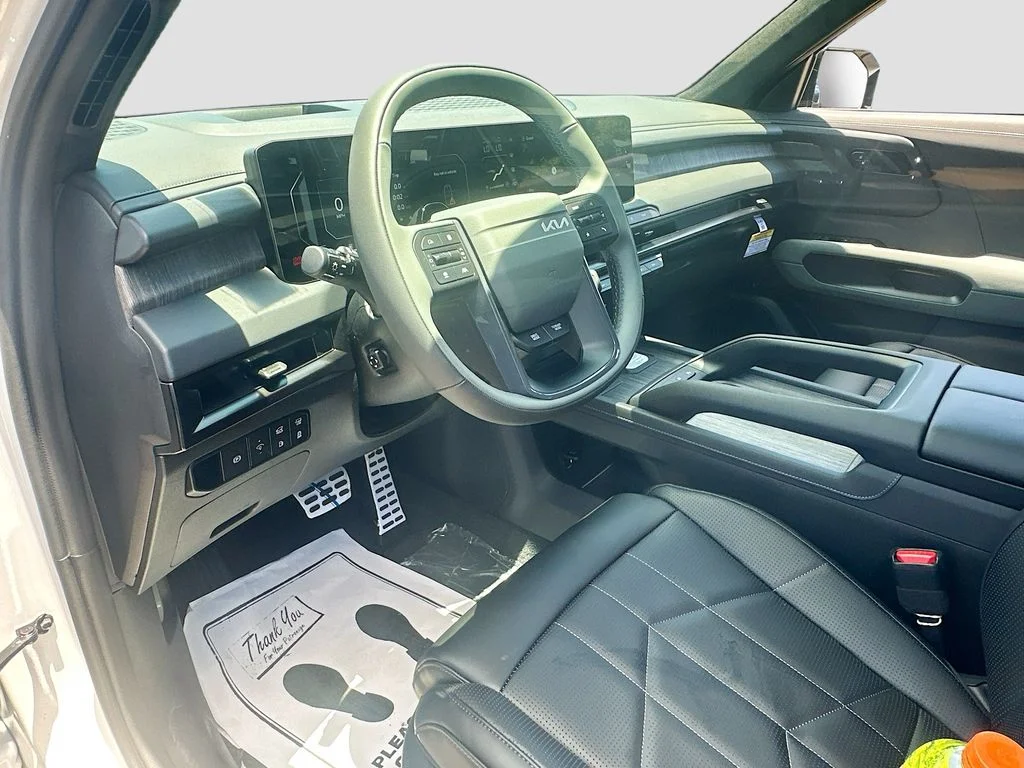 New 2027 Glacial White Pearl Kia X-LINE SX PRESTIGE image 9
