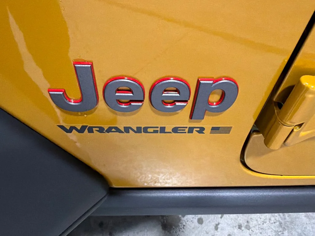 New 2026 Goldilocks Exterior Paint Jeep Rubicon image 11