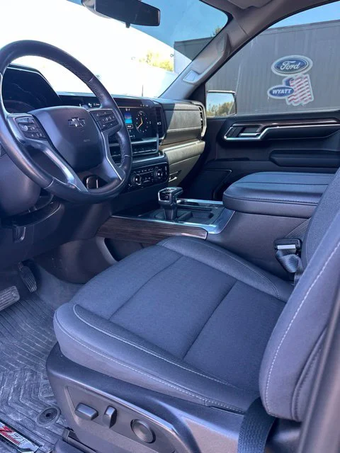Used 2023 Sterling Gray Metallic Chevrolet LT Trail Boss image 9