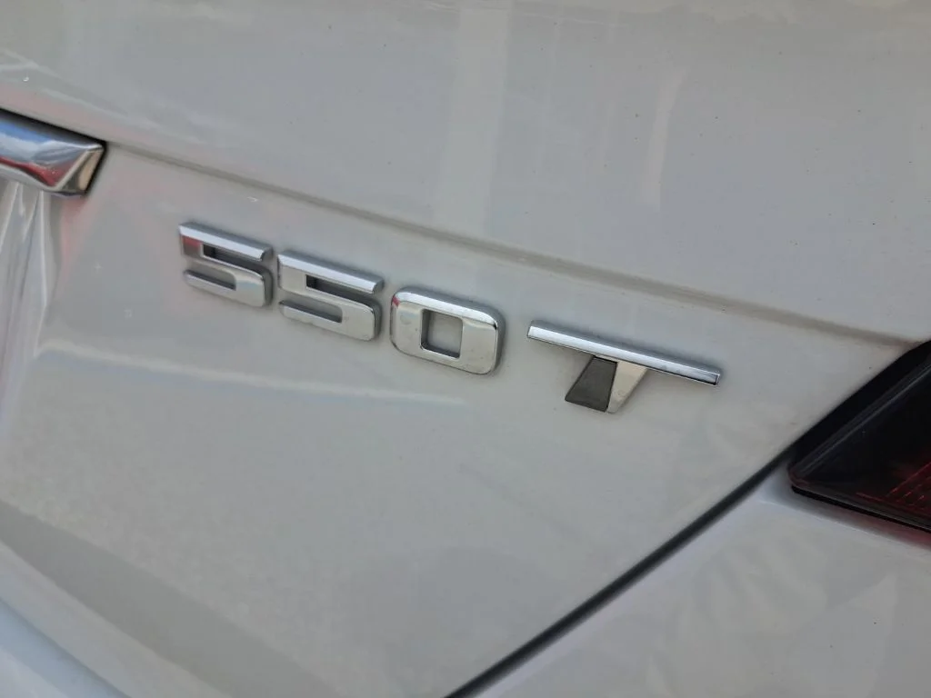 Used 2023 White Cadillac Premium Luxury image 12