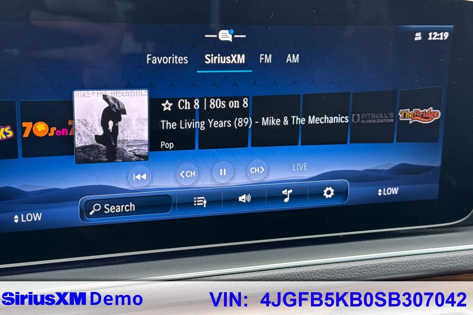 Certified Used 2025  Mercedes-Benz GLE 450 image 39