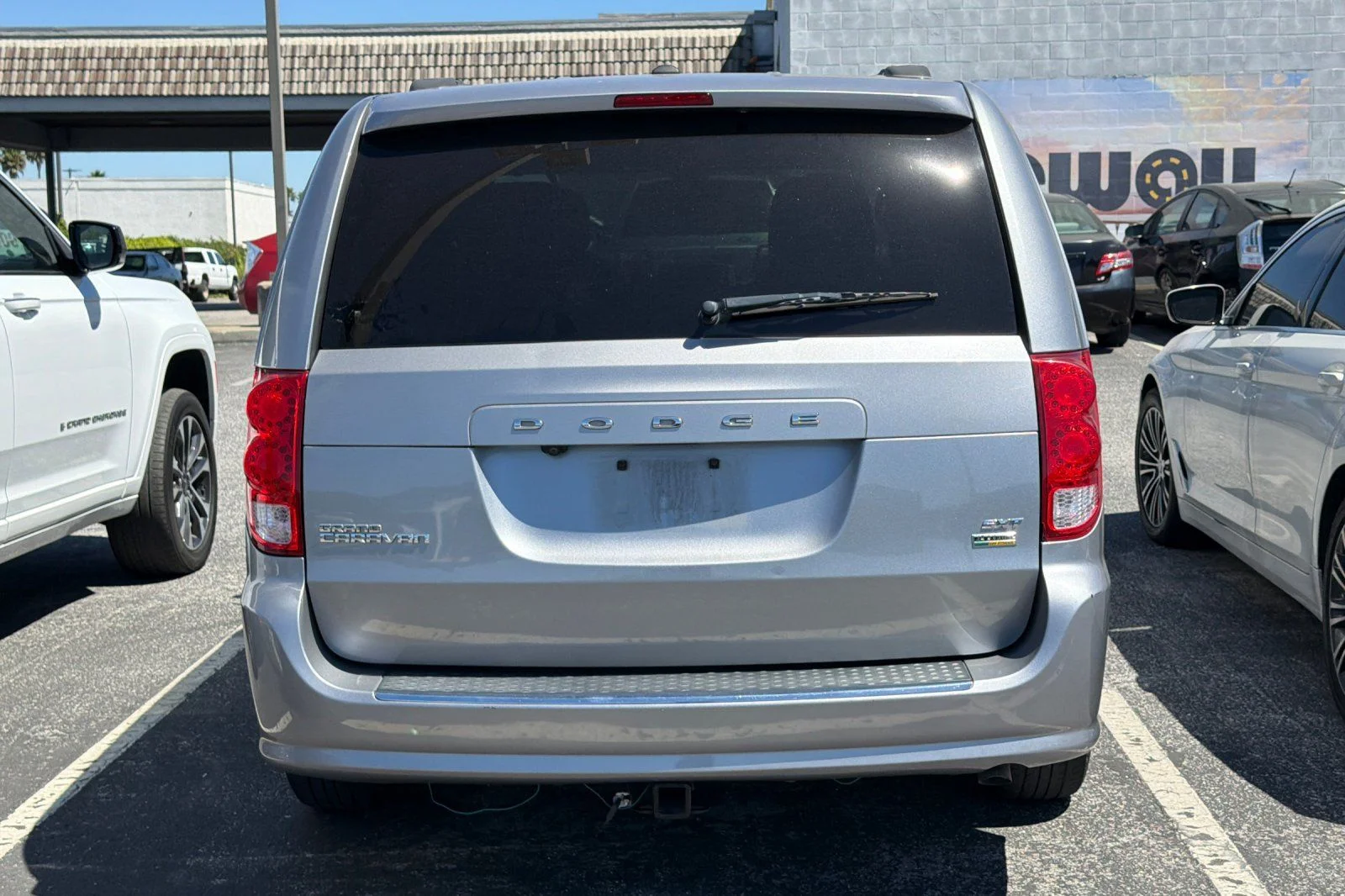 Used 2019 Silver Dodge SXT image 6