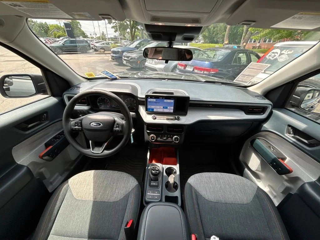 Used 2024 Gray Ford XLT image 18