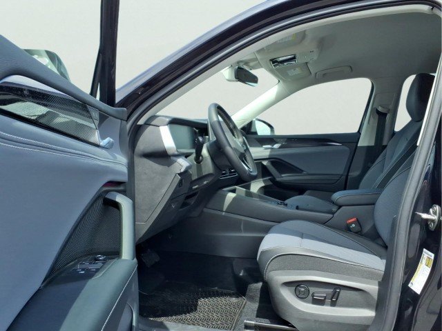 New 2026 Deep Black Pearl Volkswagen SE 4Motion image 14