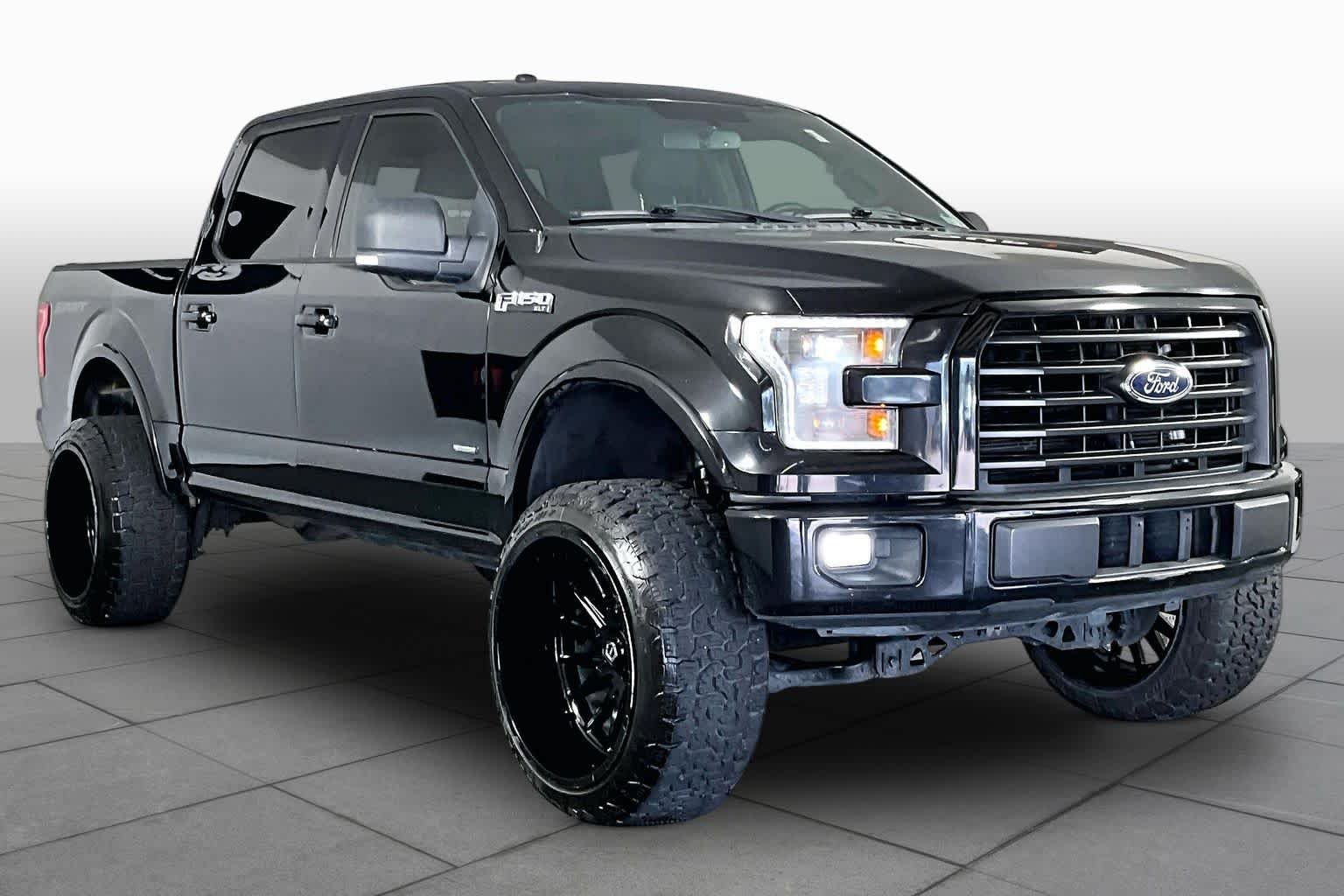 Used 2016 Shadow Black Ford XLT image 3