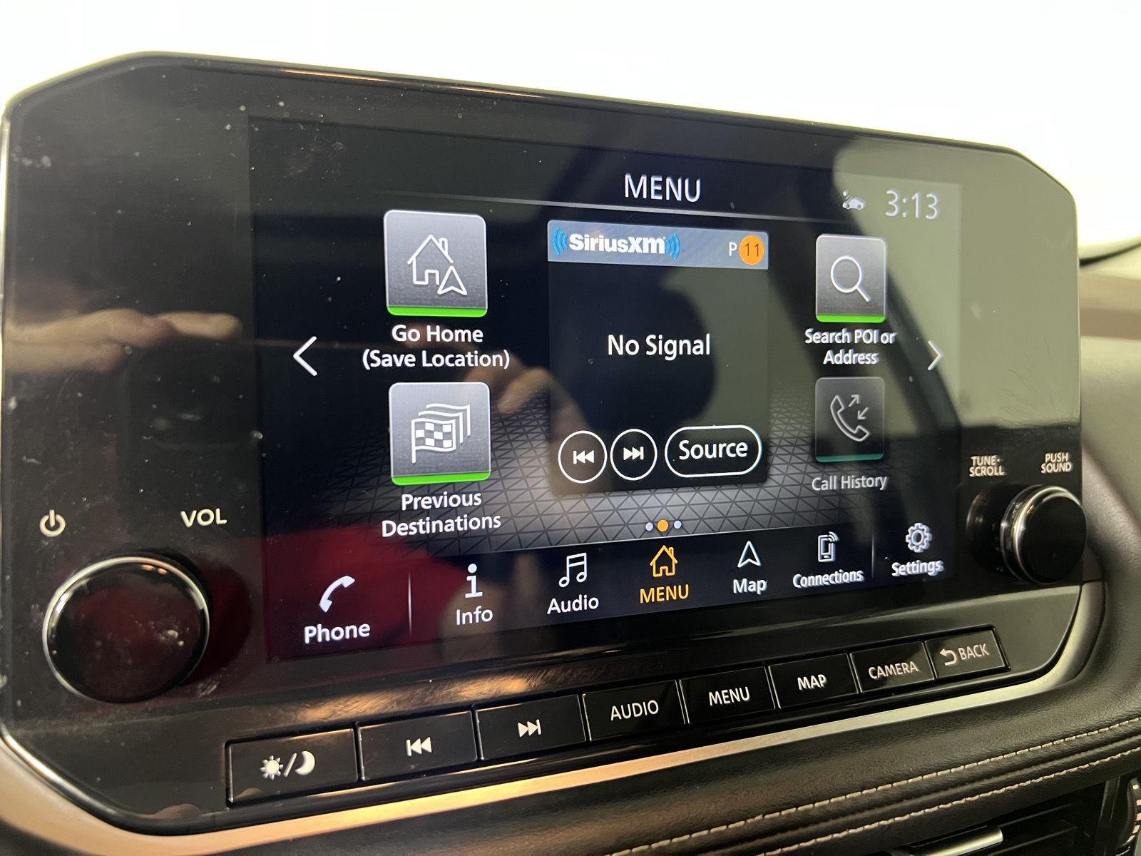 Used 2022 Boulder Gray Pearl Nissan SL image 19