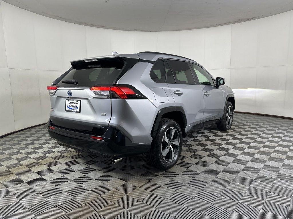 Certified Used 2023 Silver Sky Metallic Toyota SE image 12