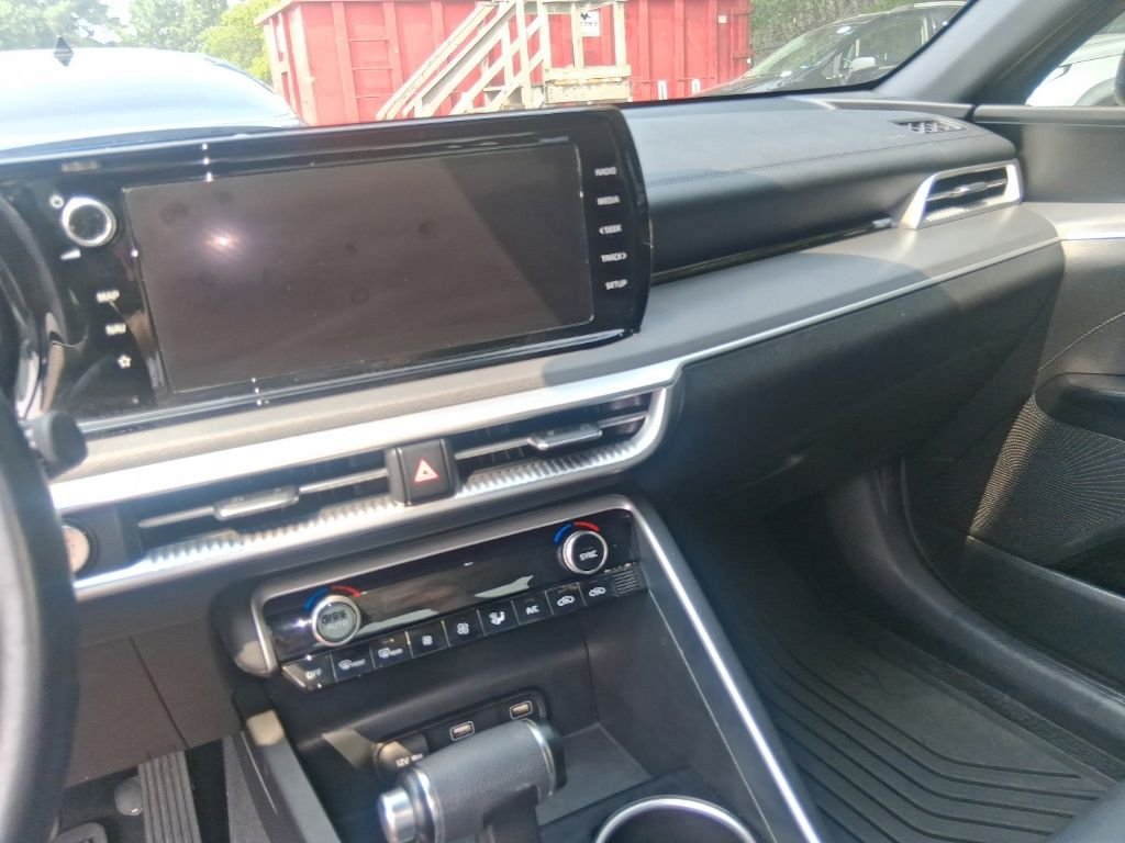 Used 2023 Red Kia GT-Line image 12