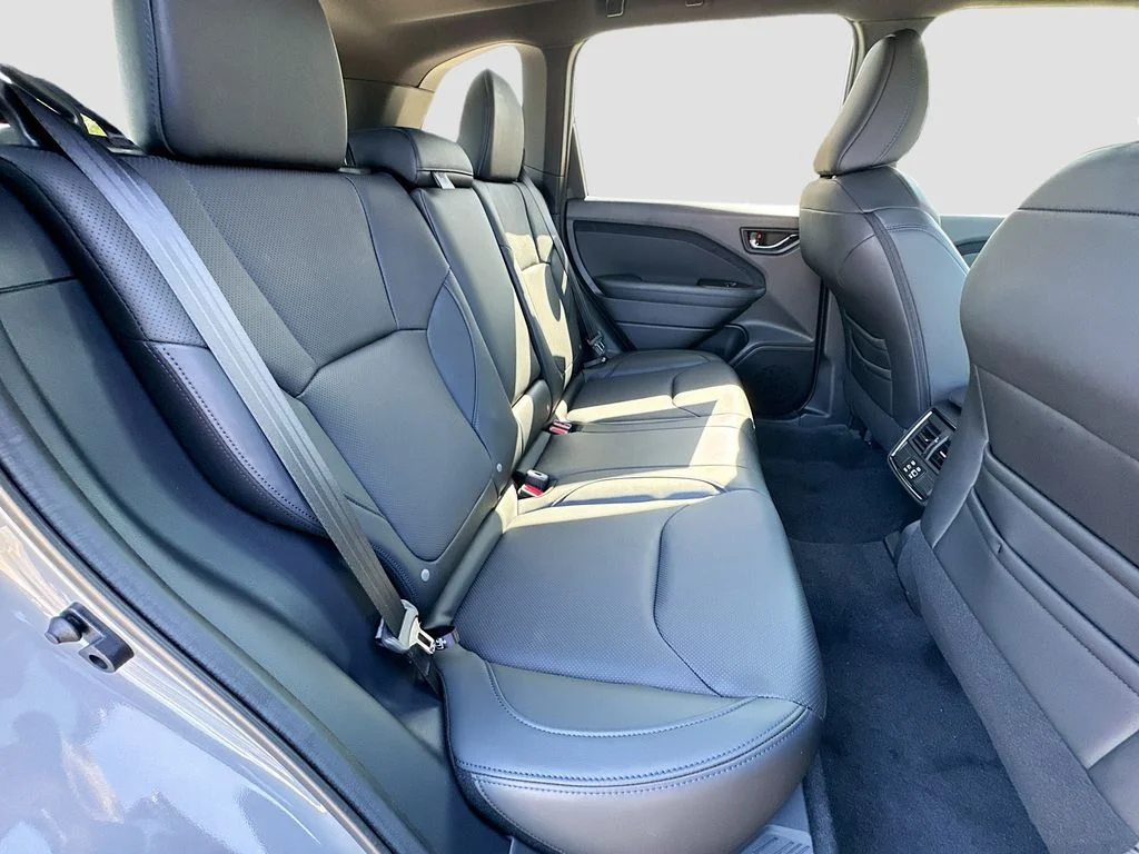 New 2026 RIVER ROCK PEARL Subaru Limited image 35