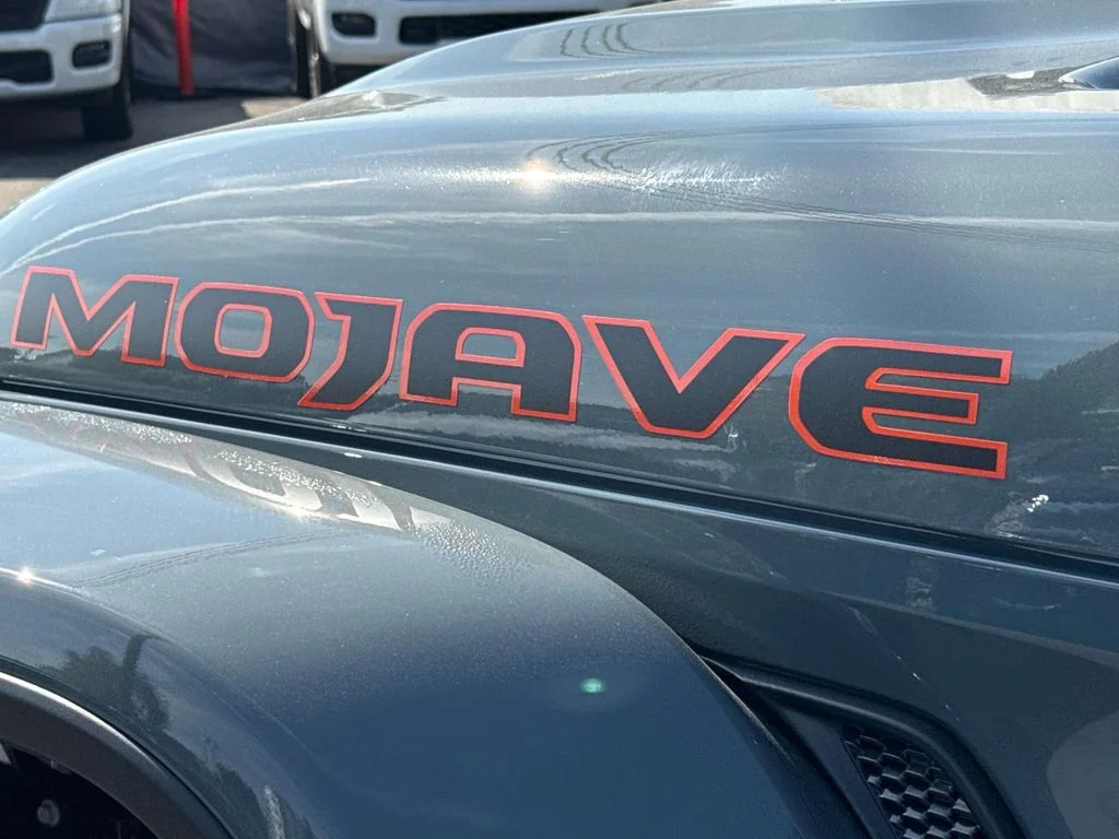 New 2026 Gray Jeep Mojave X image 9