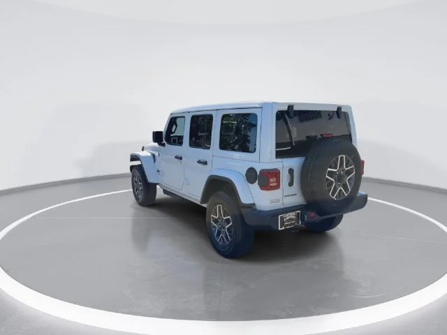 Used 2026 White Jeep Sahara image 7
