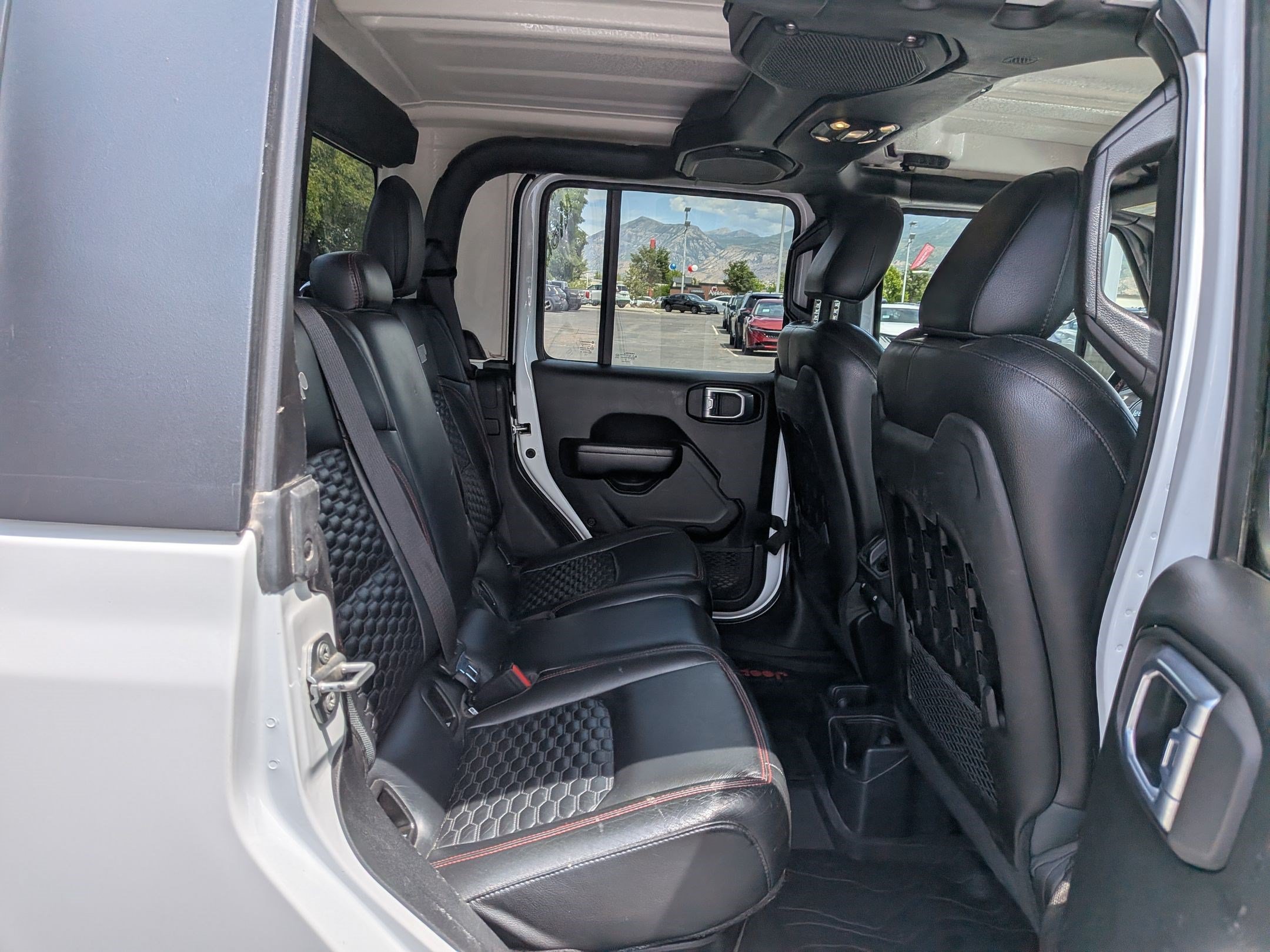 2021 Jeep Gladiator Rubicon - Photo 30