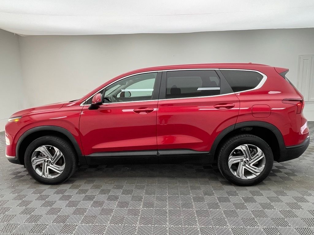 Used 2023 Calypso Red Hyundai SE image 10