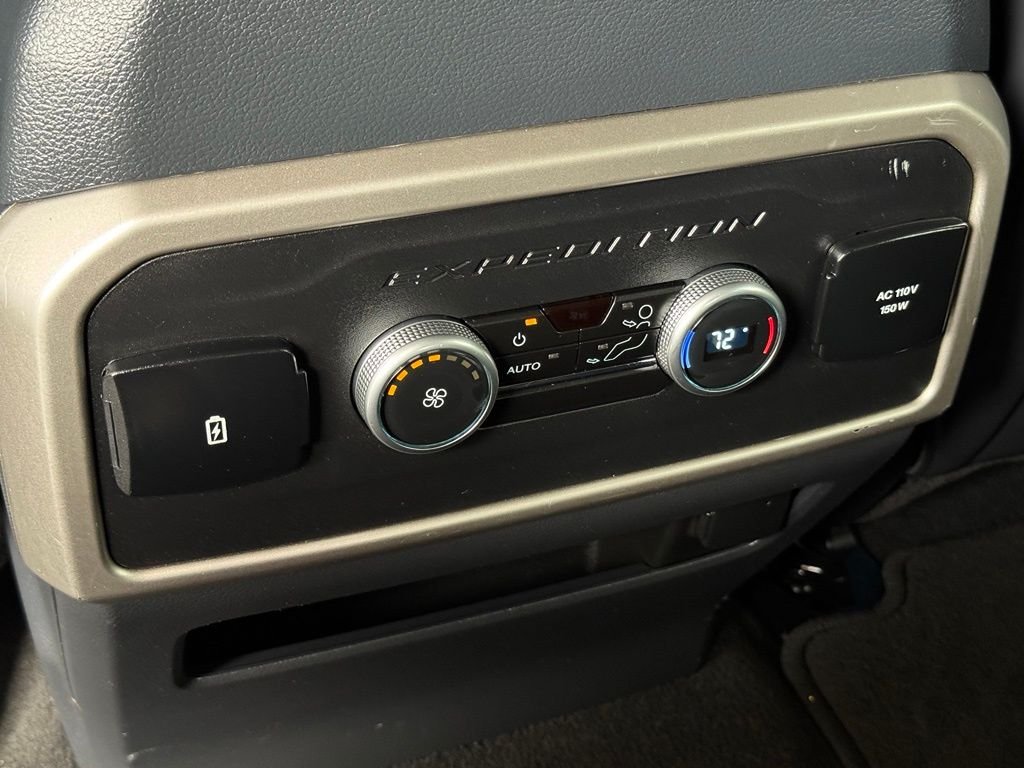 Used 2024 Black Ford XLT image 23