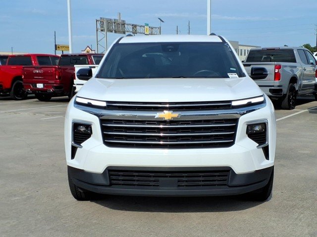 Used 2025 Summit White Chevrolet LT image 2
