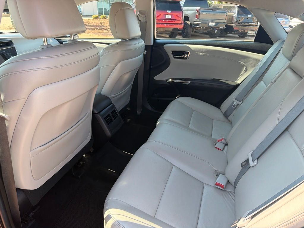 Used 2016 Gray Toyota Touring image 8