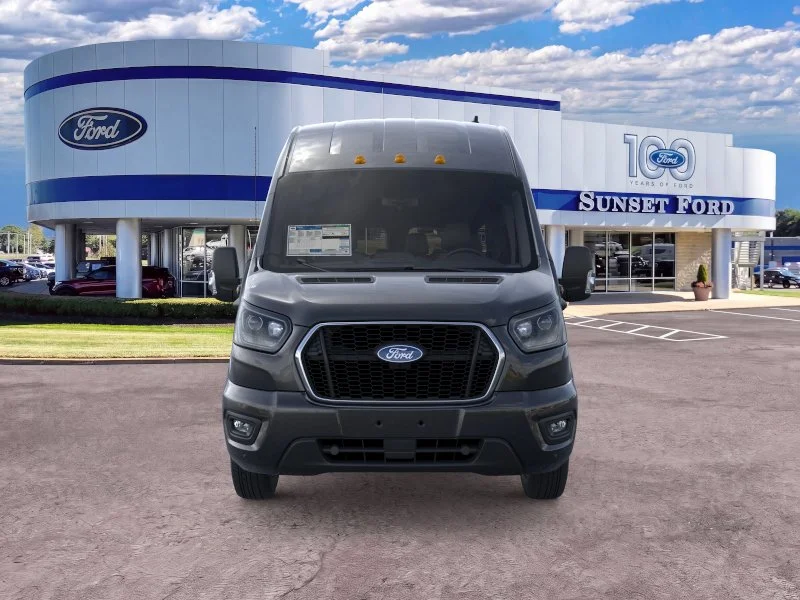 New 2026 Agate Black Metallic Ford XLT image 6