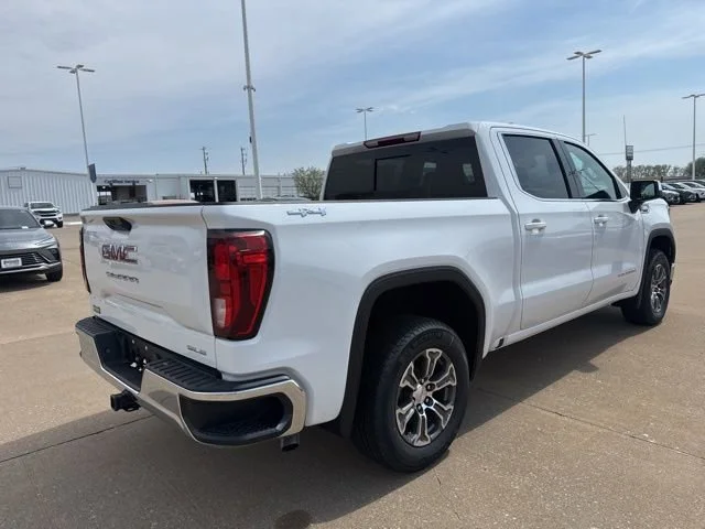 New 2026 Summit White GMC SLE image 3