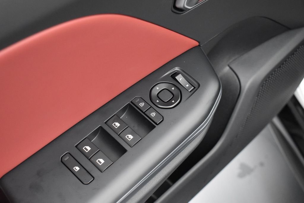 New 2026 Snow White Pearl Kia GT-Line image 7