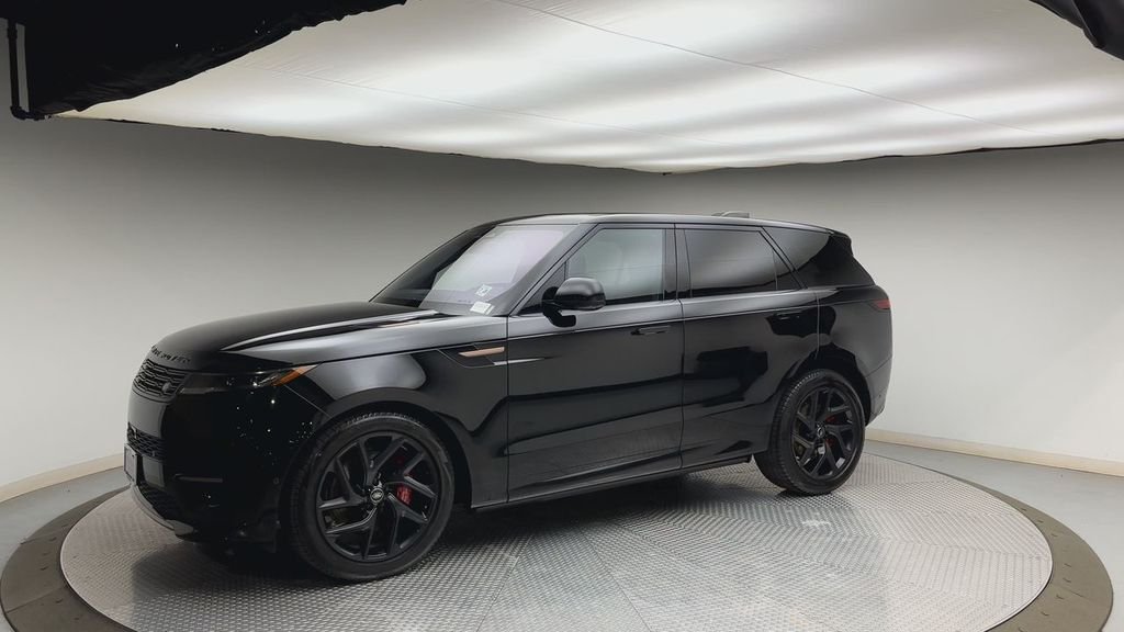 Used 2023 Santorini Black Metallic Land Rover SE Dynamic image 6