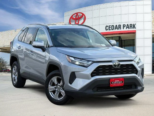 Certified Used 2025 SILVER SKY METALLIC Toyota XLE image 1