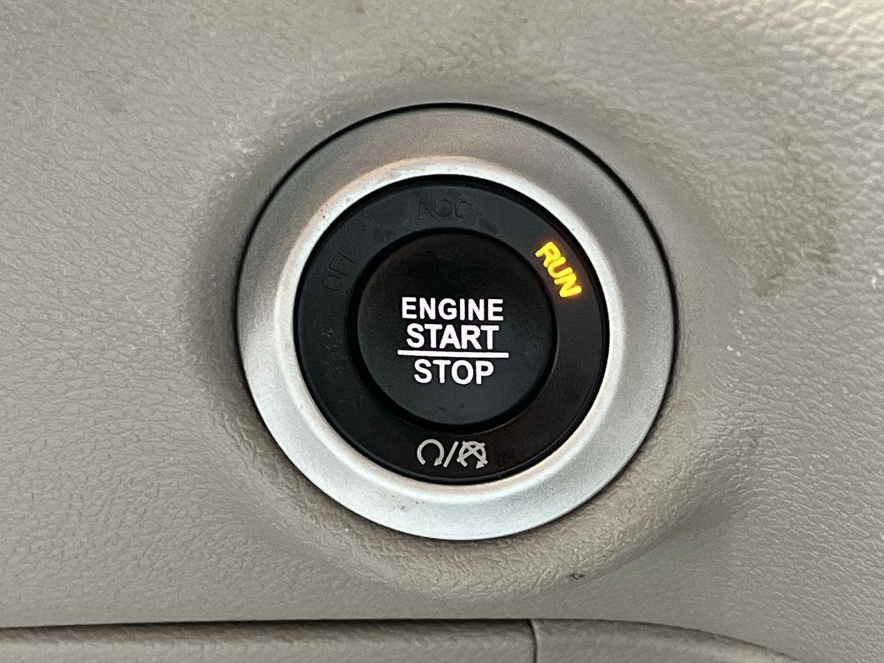 Used 2024 Silver Mist Clearcoat Chrysler Touring L image 20