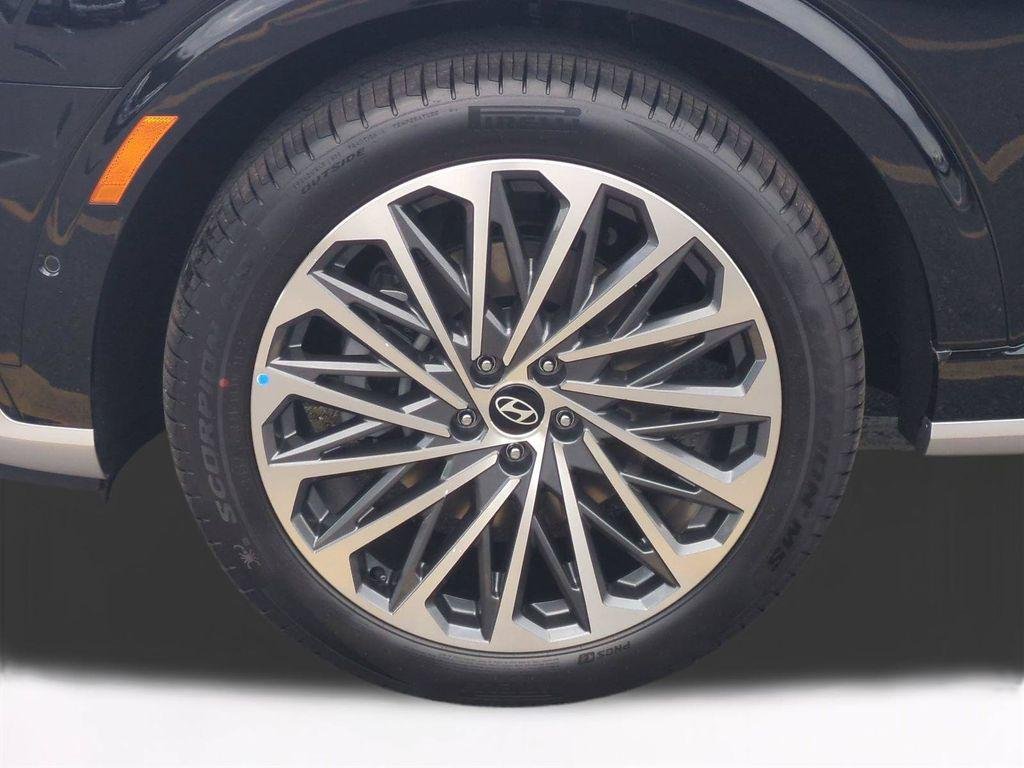 New 2027 Black Hyundai Calligraphy FWD image 13