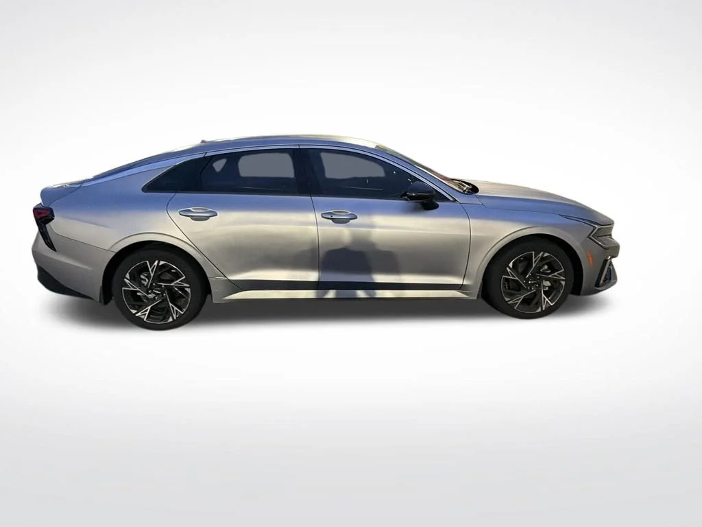 Used 2025 Gray Kia GT-Line image 4