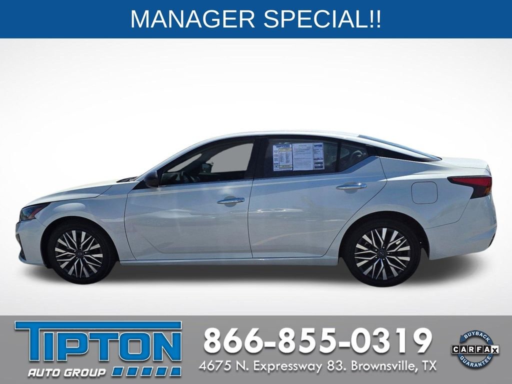 Used 2024 Nissan Altima SV with VIN 1N4BL4DV1RN386706 for sale in Brownsville, TX
