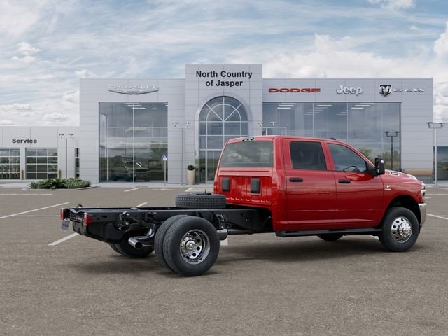 2026 RAM 3500 Chassis Tradesman - Photo 4