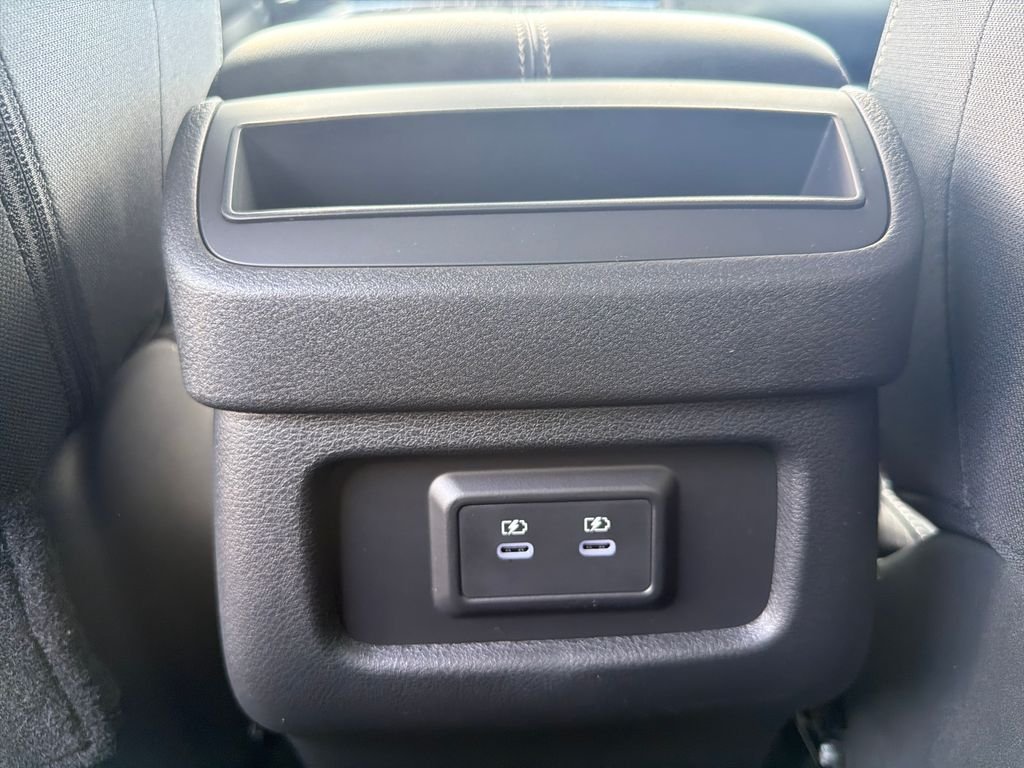 New 2026 Nissan Pathfinder SV 4D Sport Utility