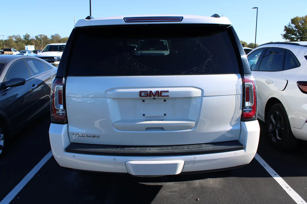 Used 2015 White Diamond Clearcoat GMC SLT image 5