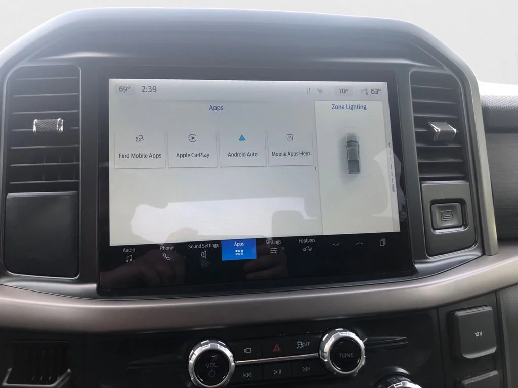 Used 2025 Black Ford XLT image 12