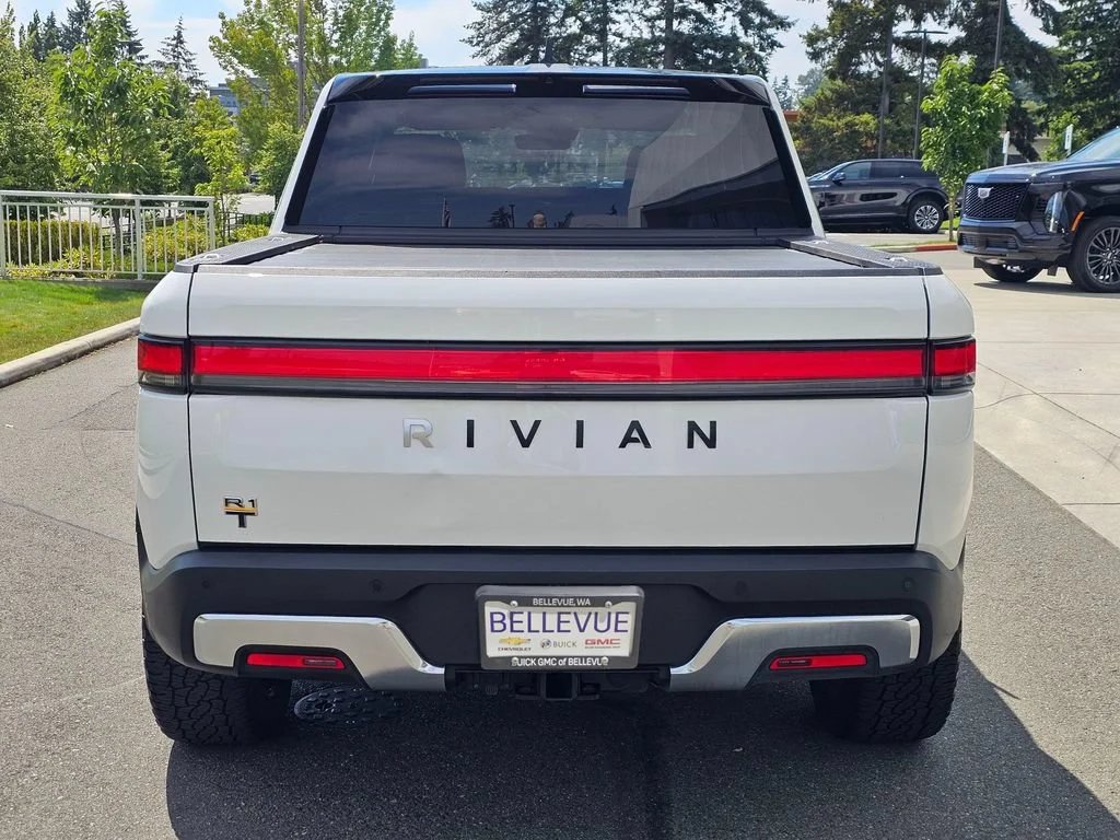 Used 2022  RIVIAN Adventure Package image 4