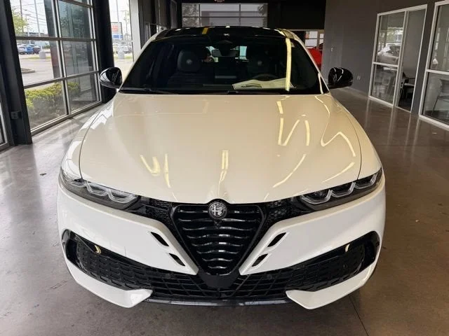 Used 2026 Milano White Alfa Romeo Sport Speciale image 2