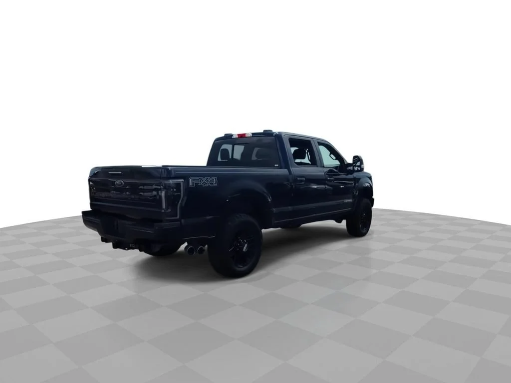 Used 2022 Blue Ford LARIAT image 8