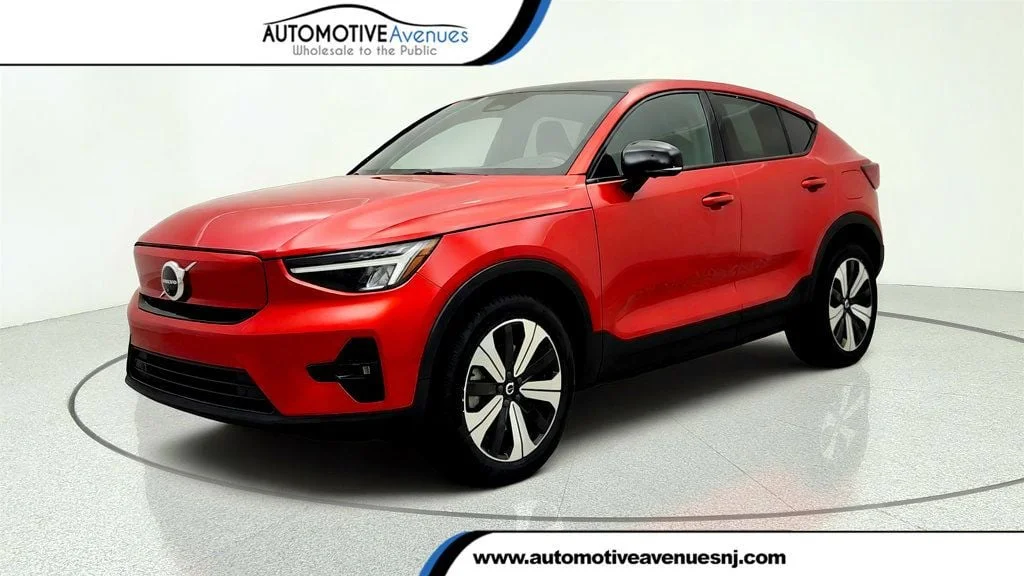 Used 2023 Fusion Red Metallic Volvo Twin eAWD Plus image 1