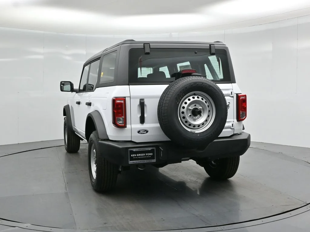 New 2026 White Ford Base image 26