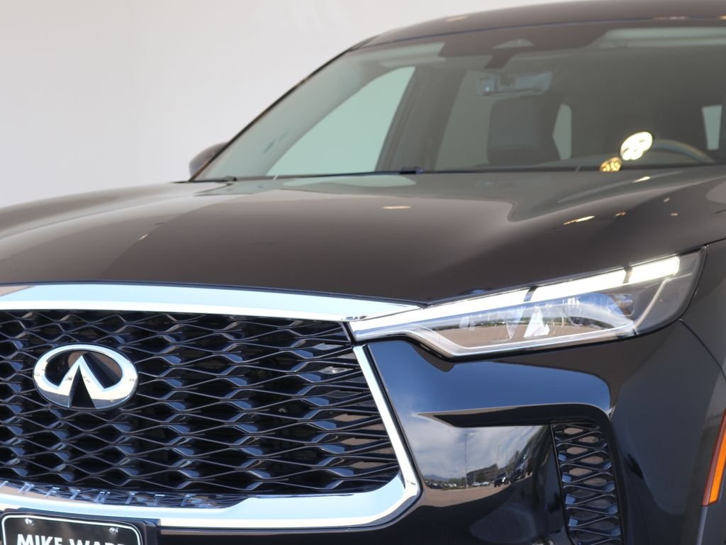 Certified Used 2025 Black INFINITI PURE image 60