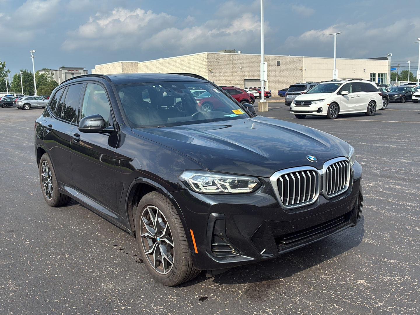 Used 2024 Black Sapphire Metallic BMW xDrive30i image 20