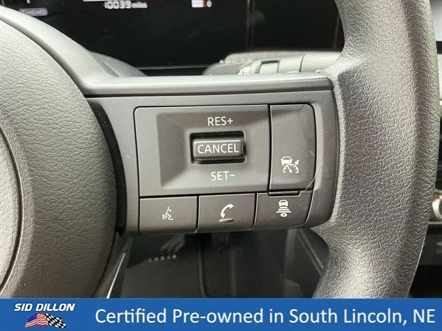 Used 2025 Super Black Nissan SV image 10