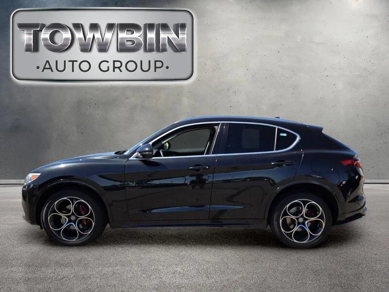 Used 2020 Black Metallic Alfa Romeo TI AWD image 7