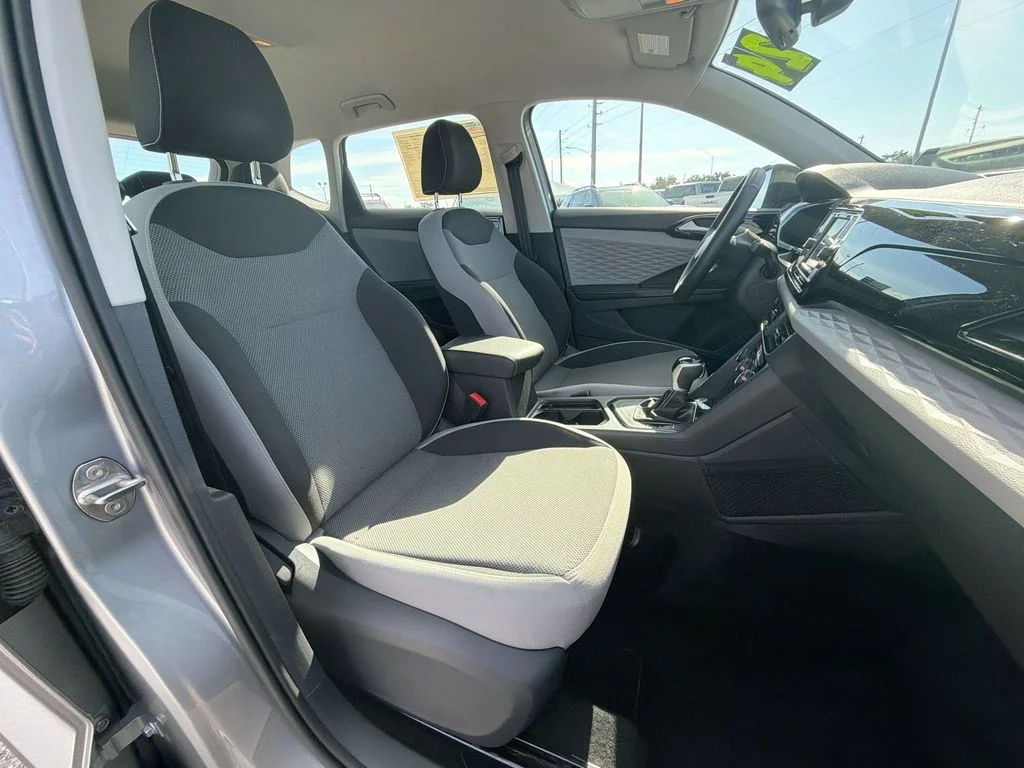 2024 Volkswagen Taos S - Photo 11