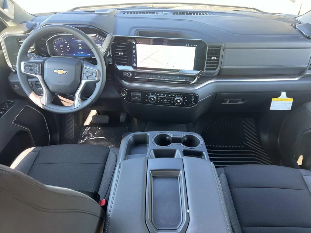 2026 Chevrolet Silverado 1500 LT - Photo 3