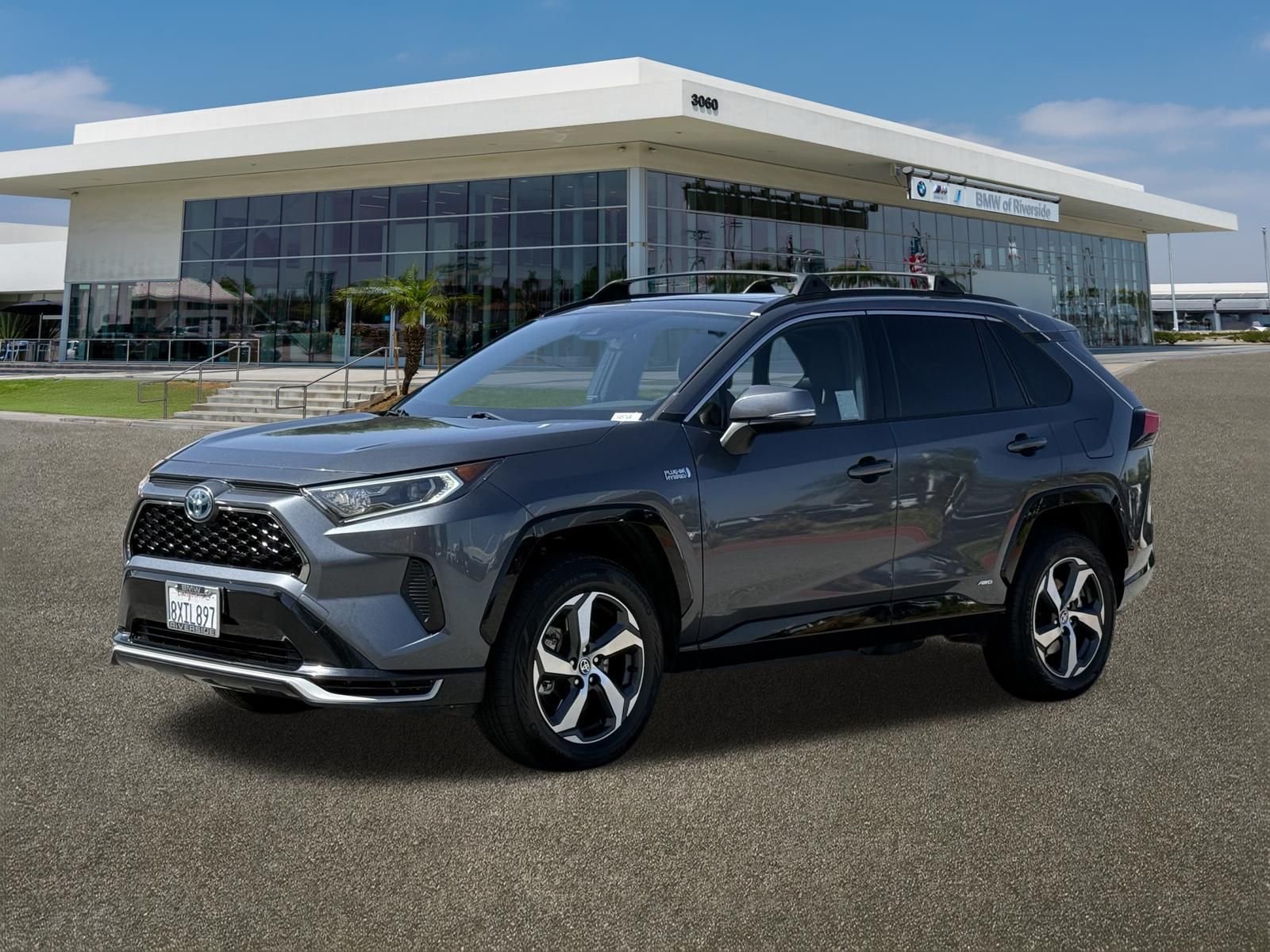 Used 2021 Gray Toyota SE image 5