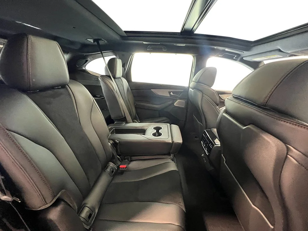 New 2026 Platinum White Pearl Acura w/A-Spec Package image 38