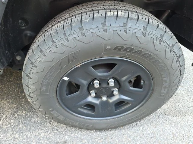 Used 2025 Gray Jeep Sport image 6
