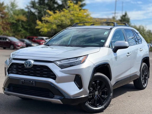 2024 Toyota RAV4 Hybrid SE