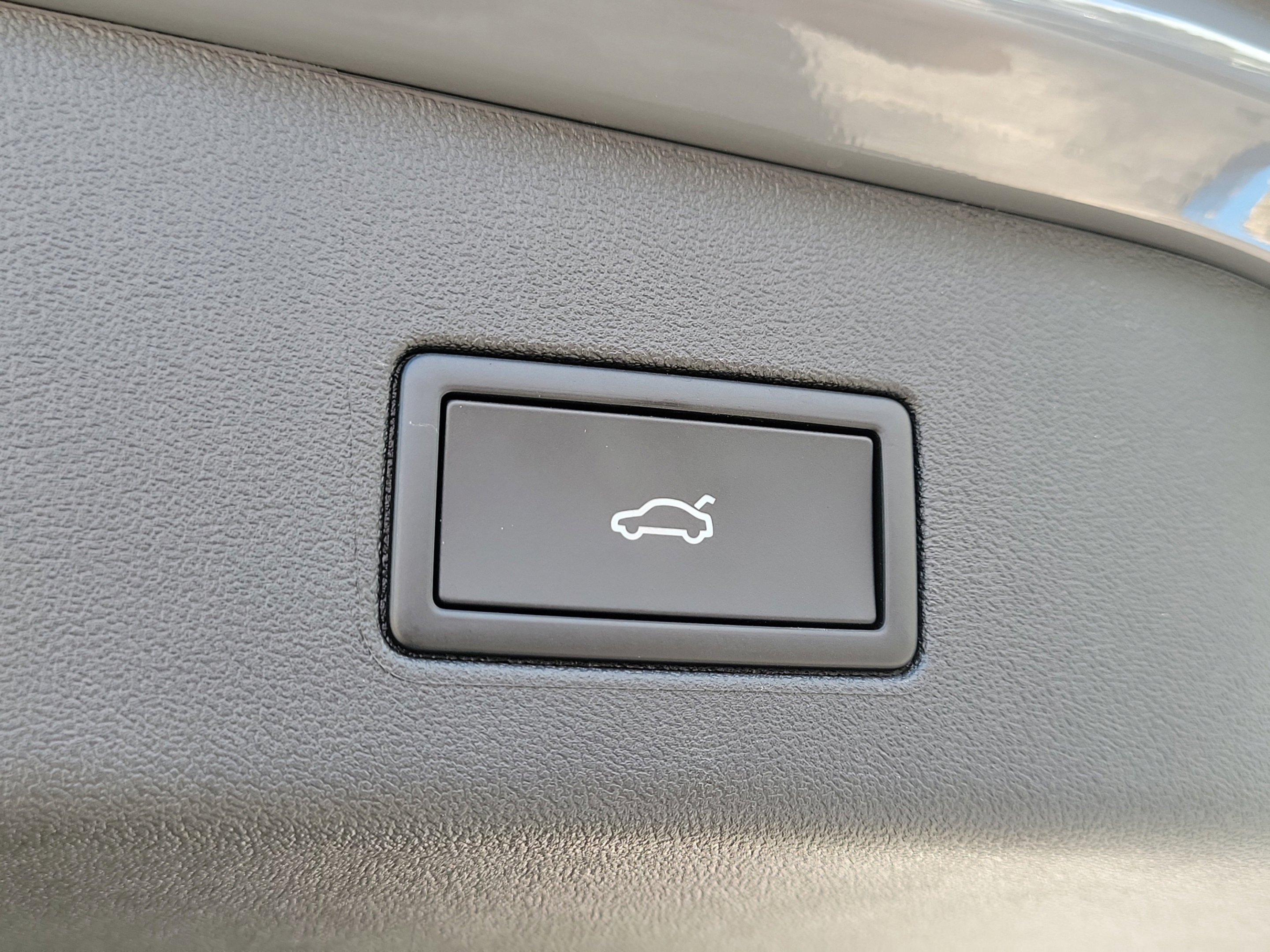 Used 2025 Gray Volkswagen Pro S image 7