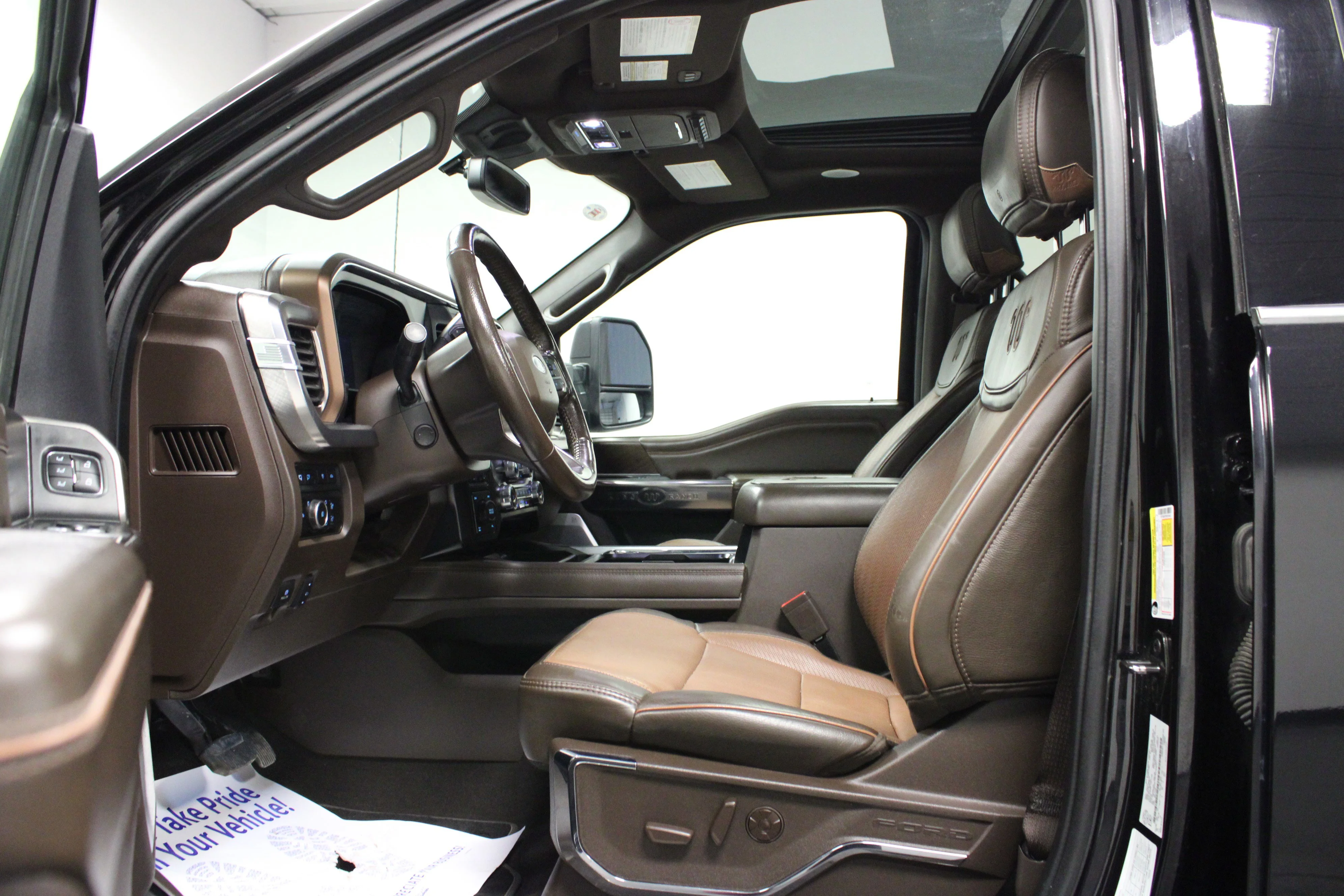 Used 2023 Agate Black Metallic Ford King Ranch image 12
